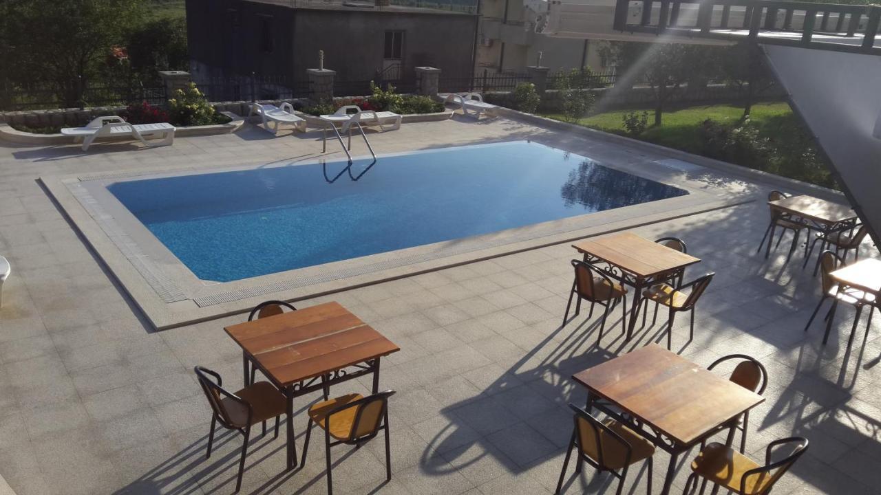 Konte Apartment *